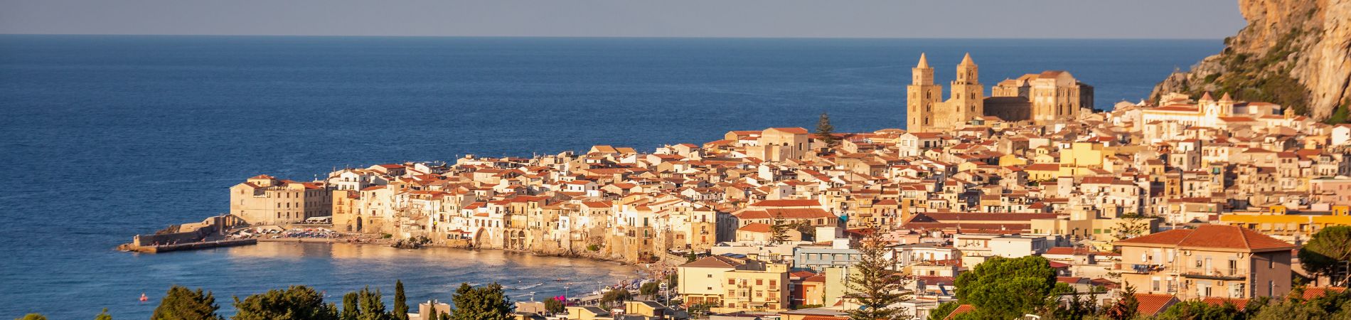 Cefalù – Barockstadt aus hellem Stein im Val di Cefalù