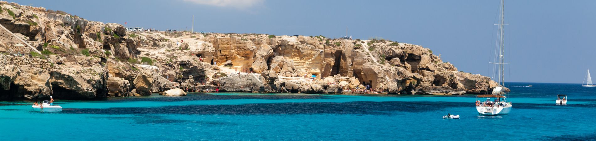 Favignana – türkisfarbene Bucht der Ägadischen Inseln